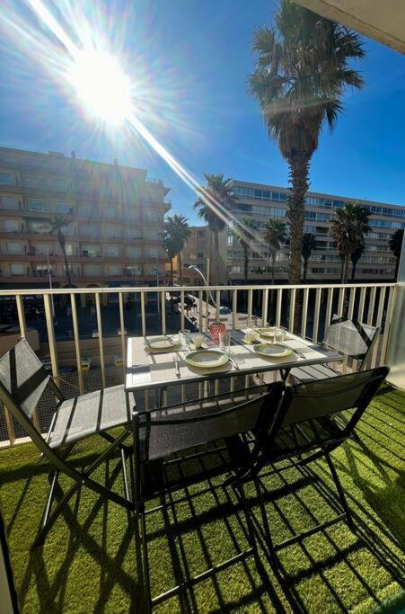 20 Mts Plage, Pl Mediterranee, Vue Parking Canet-en-Roussillon