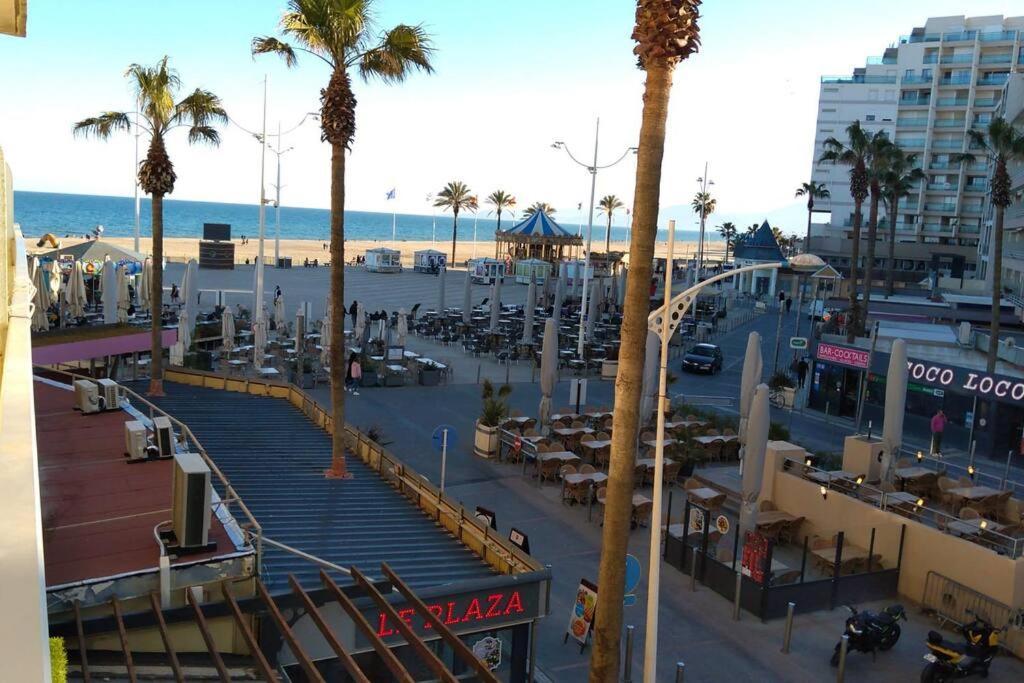 20 Mts Plage, Pl Mediterranee, Vue Parking