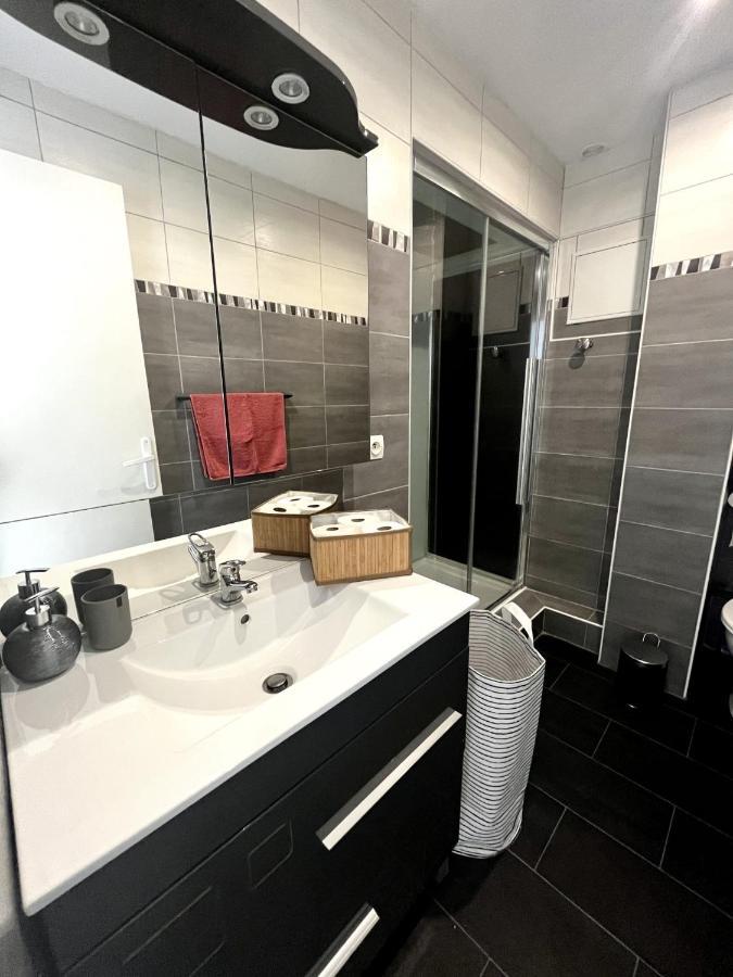 Apartment 20 Mts Plage, Pl Mediterranee, Vue Parking