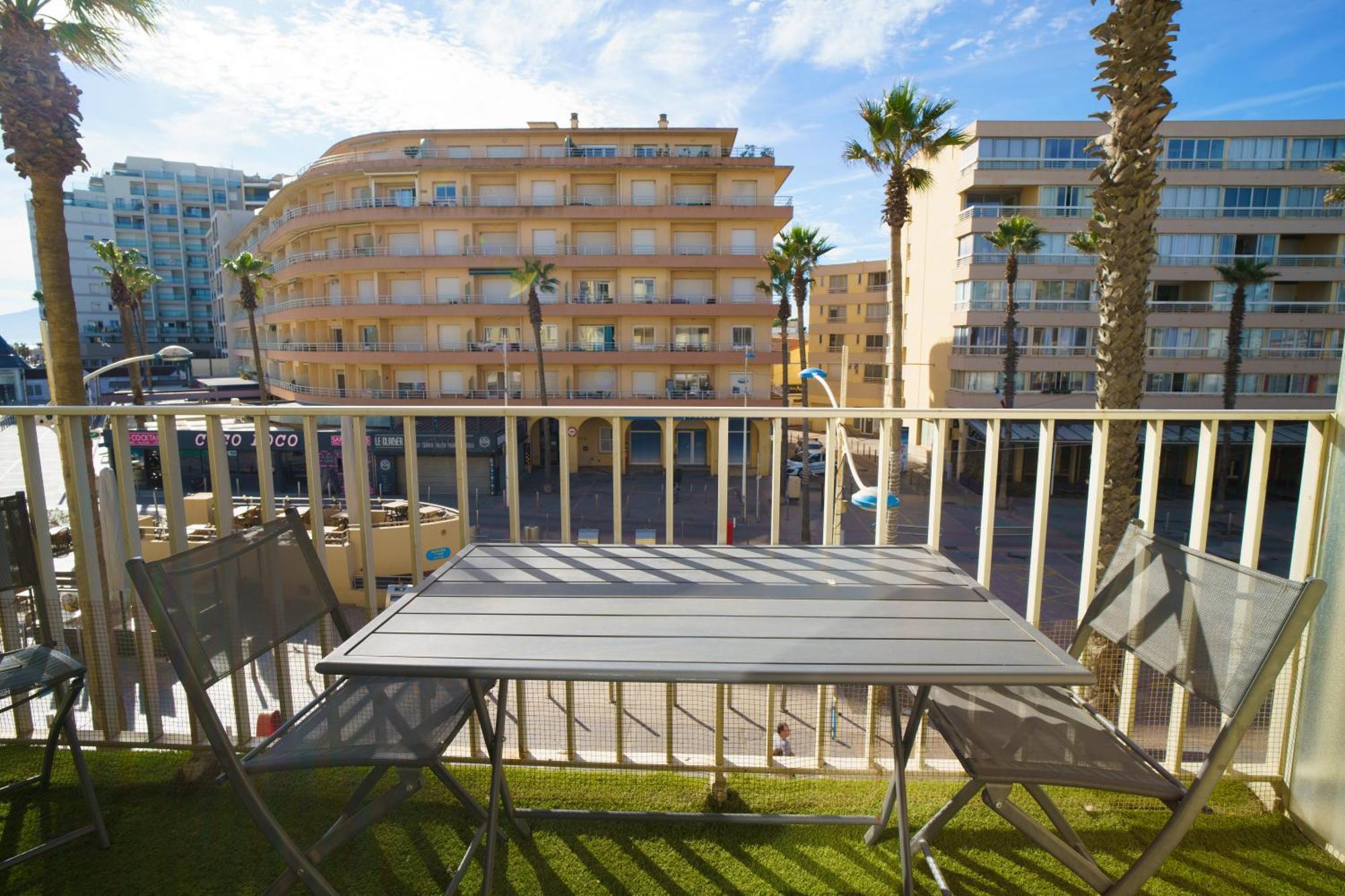 Apartment 20 Mts Plage, Pl Mediterranee, Vue Parking *