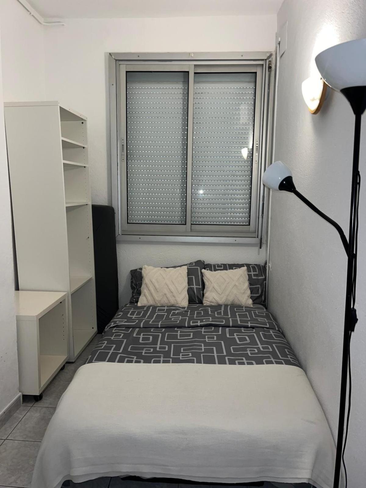 20 Mts Plage, Pl Mediterranee, Vue Parking Apartment