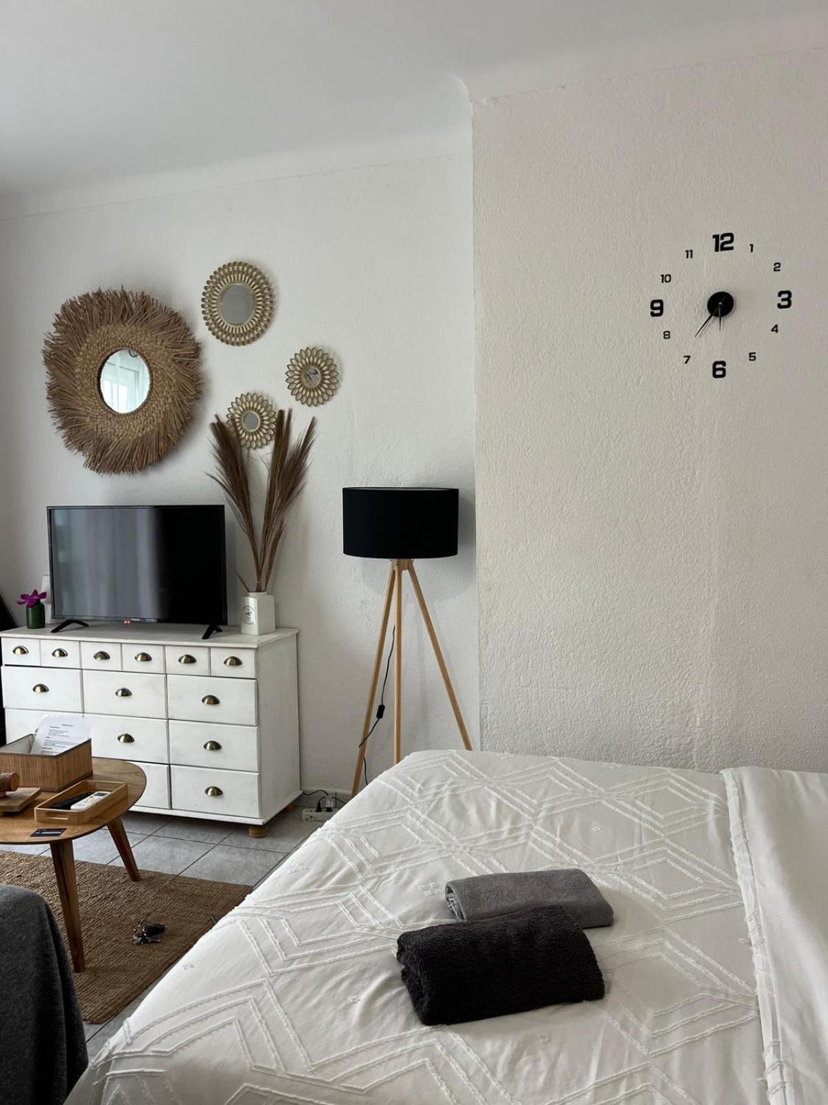 20 Mts Plage, Pl Mediterranee, Vue Parking Apartamento